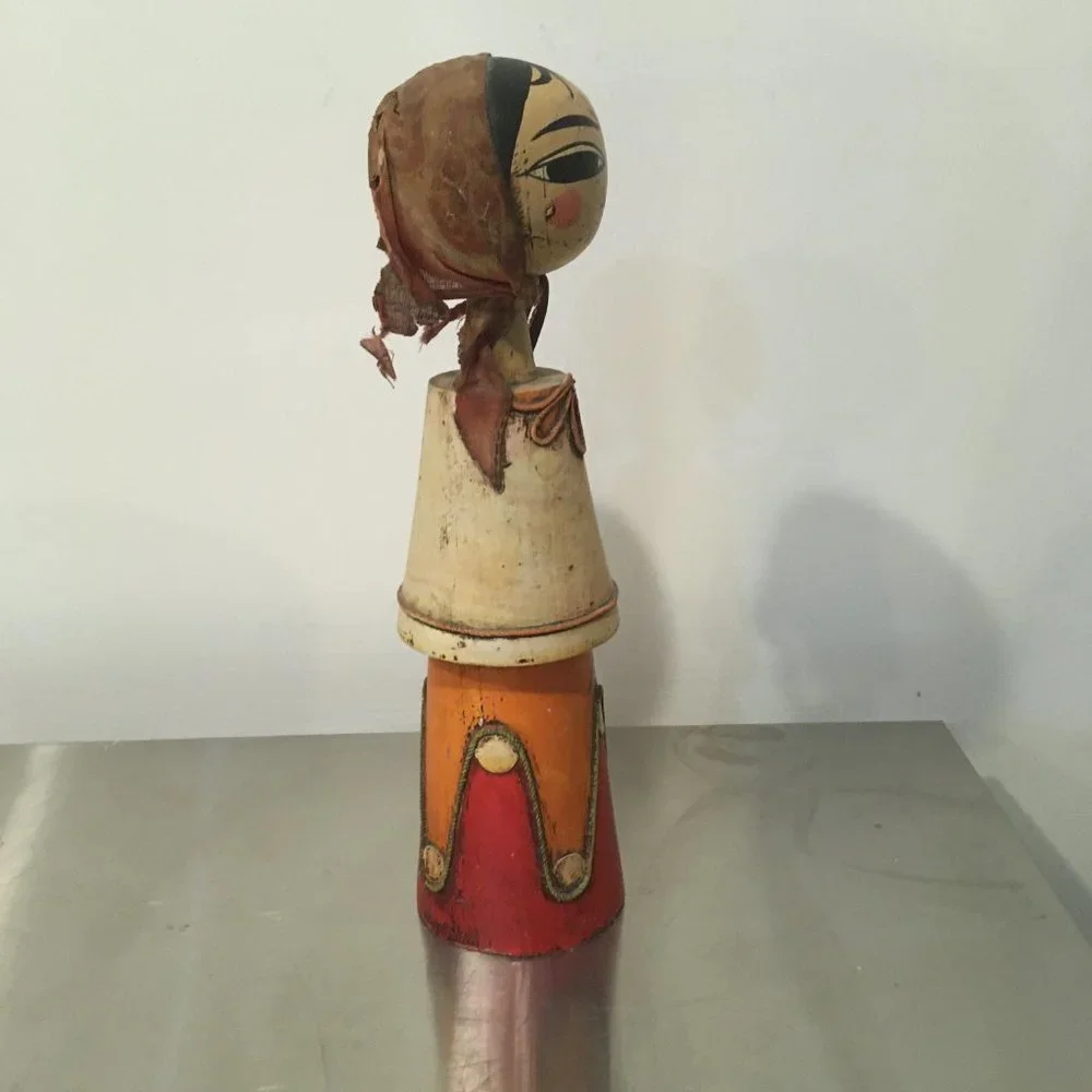 Vintage Mexican wood carved doll by Juan - RARE - Picture 3 of 8